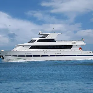 Yacht Sarah Venezia La Giudecca